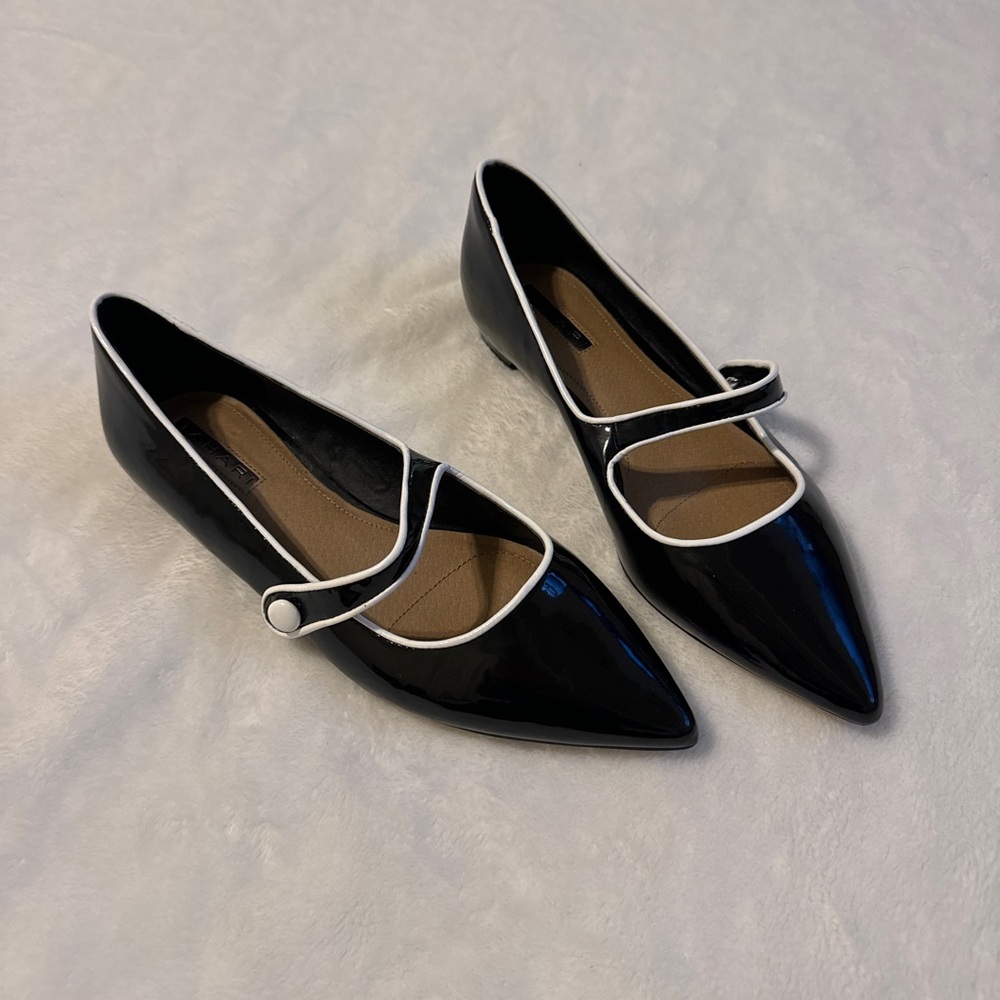 Tahari Flats Pointed Toe